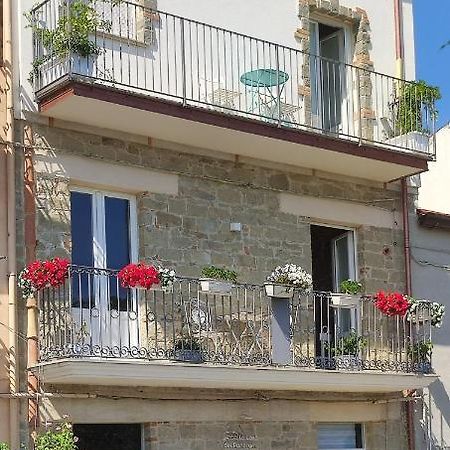 La Casa Dei Panorami Di Colobraro Apartman Kültér fotó