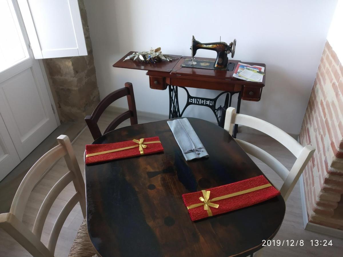 La Casa Dei Panorami Di Colobraro Apartman Kültér fotó