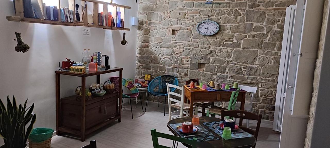 La Casa Dei Panorami Di Colobraro Apartman Kültér fotó