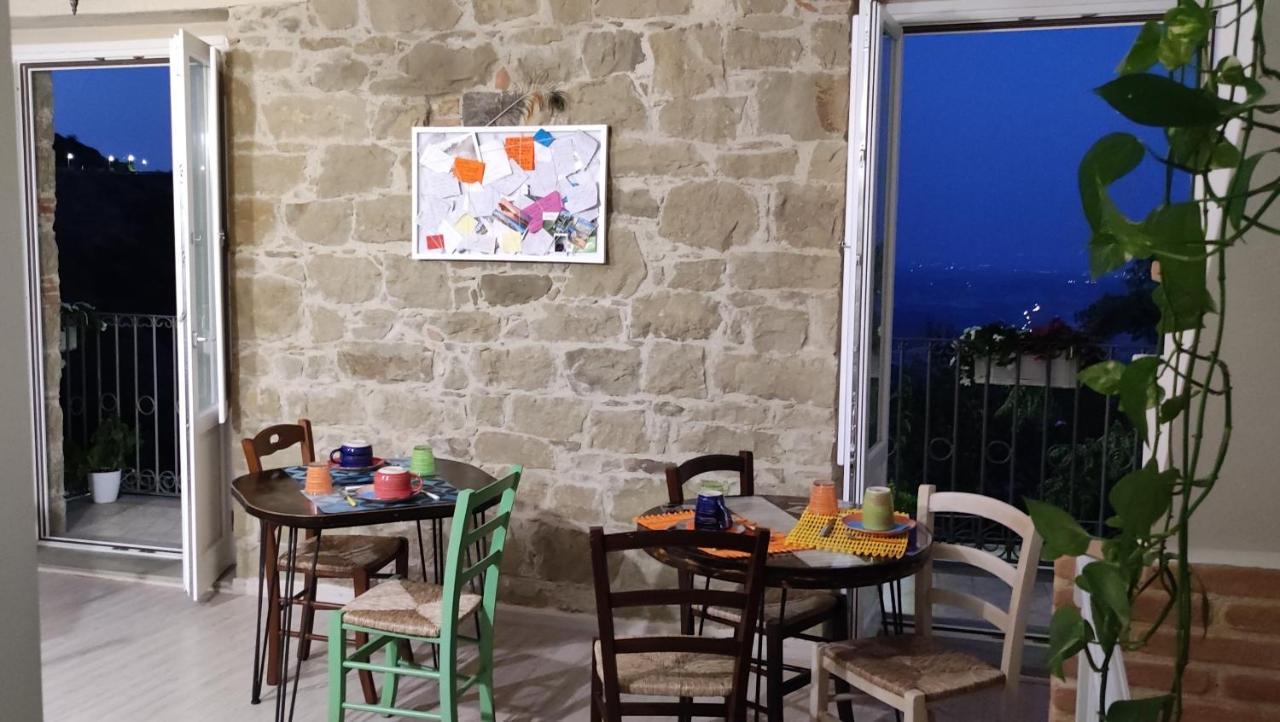 La Casa Dei Panorami Di Colobraro Apartman Kültér fotó